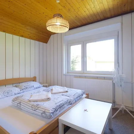 Πανσιόν And Banic