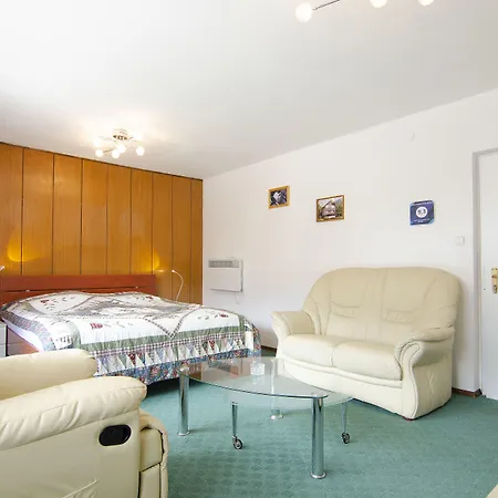 And Banic Vendégház 3*